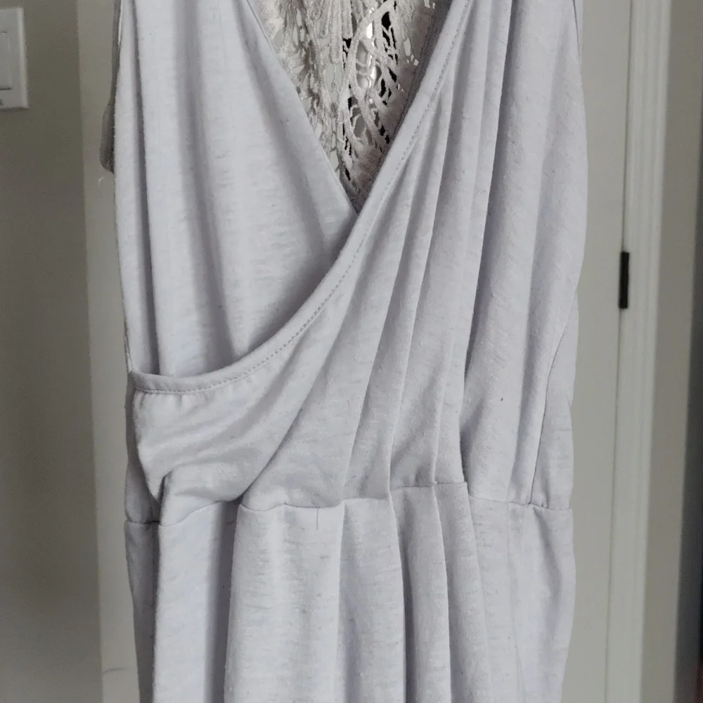 Tank top - Picture 3 of 8